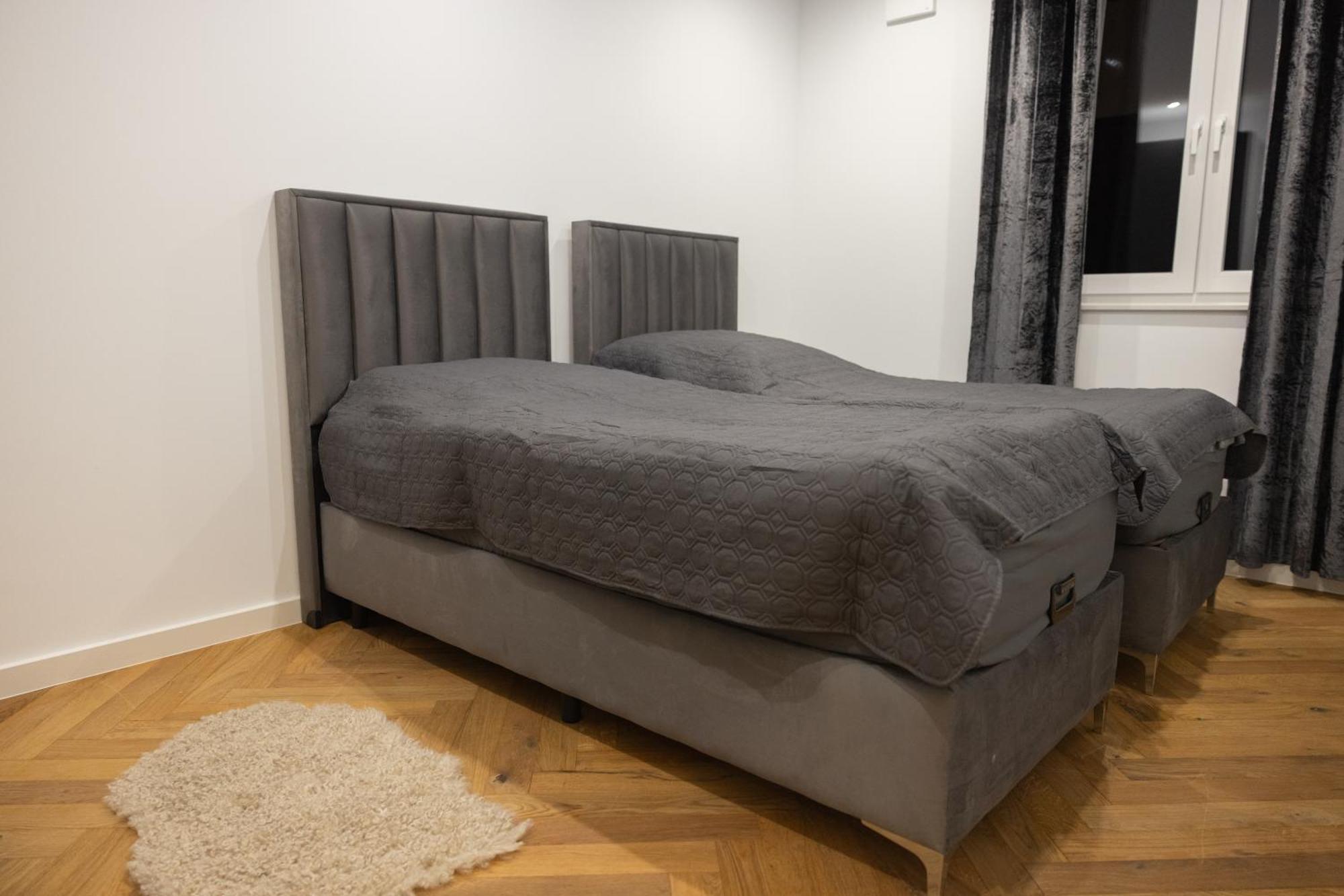 Neubau Apartment Mit Kamin Und Terrasse In Premium Lage Parkplatz Inklusive Bielefeld Exteriér fotografie