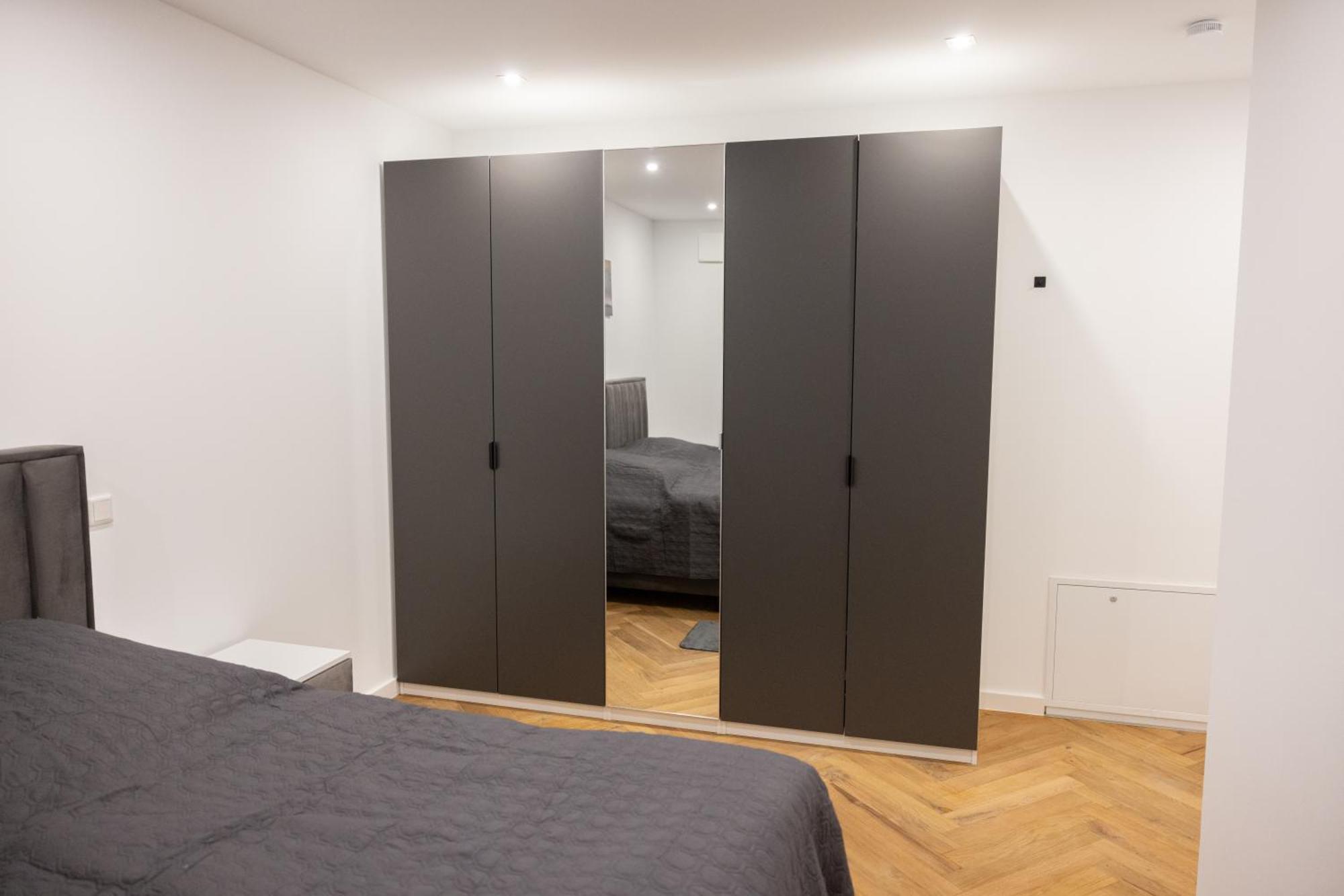 Neubau Apartment Mit Kamin Und Terrasse In Premium Lage Parkplatz Inklusive Bielefeld Exteriér fotografie