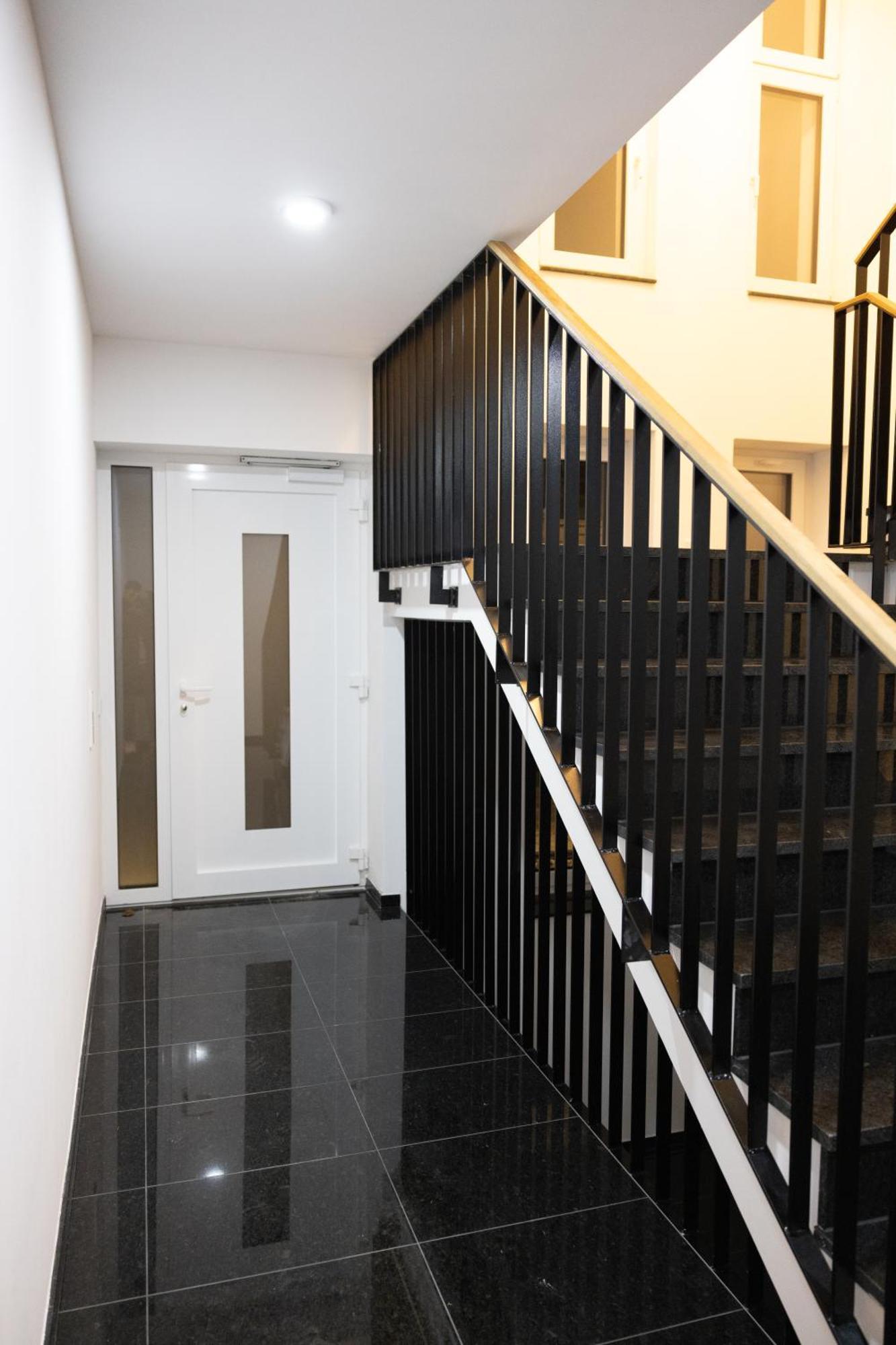 Neubau Apartment Mit Kamin Und Terrasse In Premium Lage Parkplatz Inklusive Bielefeld Exteriér fotografie